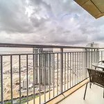 Alluring 1Br At Harbour Views Tower 1 By Deluxe Holiday Homes