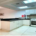 Oyo 1009 Home Oyo 401 Mediterranean, Sports City