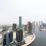 White Sage - Condo With Incredible Canal And Burj Khalifa Views