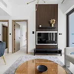Alh Vacay 1513 - With Private Jacuzzi 2 Bedrooms In Binghatti Canal