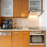 Nasma Luxury Stays - Sophisticated Studio Apartment Near Burj Khalifa