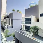 Key View - The Sterling East House