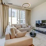 Mira Holiday Homes - Beautiful 1 Bedroom Plus Room With Sofa-Bed Near Burj Khalifa