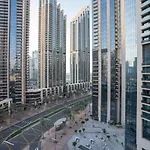 Modern Spacious 1Bed Heart Of Downtown