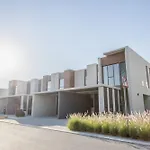 Frank Porter - Cherry Dubai Land Villa