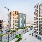 Pearl Of Creek Beach: 1Br Luxury Beach Apartment