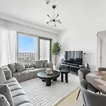 Contemporary 2Bdr With Downtown Views-28