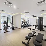 Modern Studio In Residence With Pool Gym And Paddl