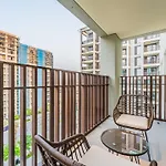 Pearl Of Creek Beach: 1Br Luxury Beach Apartment