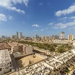 Luxury Living In 1 Bedroom Apartment In Jvc
