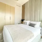 Luxurious Apt With Breathtaking View In Downtown