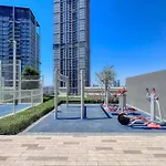 Gorgeous 2 Bedroom With Creek Harbour View