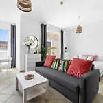Welhome - Stylish Studio With Park Views In Regent House 2