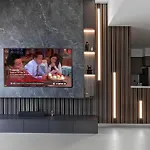 Luxurious 4Br Apartment W/ Prime Burj Khalifa View