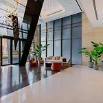 Voguish Studio! Walk To Burj Khalifasleeps 3!