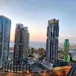 Comfortable 1Br Apartment In Marina Tower, Dubai Marina By Deluxe Holiday Homes