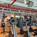 Higuests - Sky-High Luxury 2Br Apt In Downtown Views Dubai