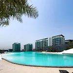 Manzil - 1Br Apartment In Mbr City With Lagoon Access & Burj View