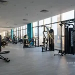 Large Balcony Studio 10Mins From Dubai Mall