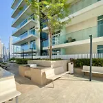 Spacious 2 Bhk Next To The Beach - Sunrise Bay