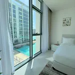 Spacious 1Bedroom W Lagoon In Al Maktoum City