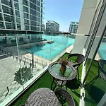 Spacious 1Bedroom W Lagoon In Al Maktoum City