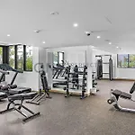 1Br Stunning Views In Business Bay With Pool & Gym