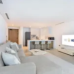 La Vie Jbr, Stunning Oceanfront 2 Bedroom Apartment