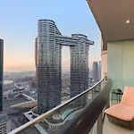 First Class 2Br Chic Cityscape