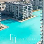 Lux The Burj View District One Suite