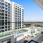 Brand New Studio In Azizi Riviera 47, Meydan City
