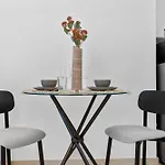 Stylish Studio Apartment With Premium Amenities