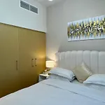 Luxurious 2 Bedroom Apartment In Dubai Creek Harbour