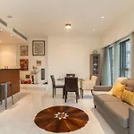 Easy Access To Metro - 1Br In Central Park, Difc - Allsopp&Allsopp
