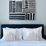 Luxury 1 Bedroom Apartment - Creek Harbour