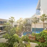 First Class 2Br Palm Paradise