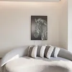 Elegant City-View Apartment 5 Min To Burj Khalifa