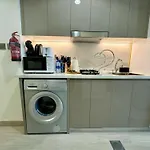 Easygo - Cityscape Studio In Riviera - Azr33- 410