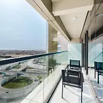 Aliving Charming 1Br At Aykon Tower Business Bay