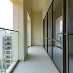 Stylish 2 Bedroom At Vida Residence, Creek Beach