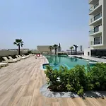 Charming 1Br Apartment In The Ivy, Jumeirah Village Triangle By Deluxe Holiday Homes