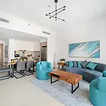 First Class 2Br Glamour Retreat