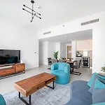 First Class 2Br Glamour Retreat