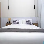 Modern Contemporary Studio In Azizi Riviera