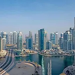 Eye-Captivating 3Bedroom Apartment Near The Beach In Dubai Marina