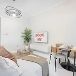 Upscale 2-Bedroom Flat In Dubai Marina