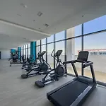 Inviting Studio Apartment Perfect For 3 In Meydan!