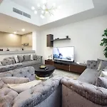 New Arabian Villa Nova 4 Bedroom & Maid Dubai Land