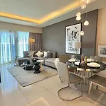 2Br High Floor In Paramount Tower A - Business Bay By Vibel