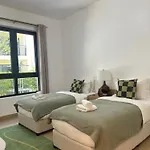 La Mer, La Cote Bldg 2Bedrooms 2 Bathrooms And Pool